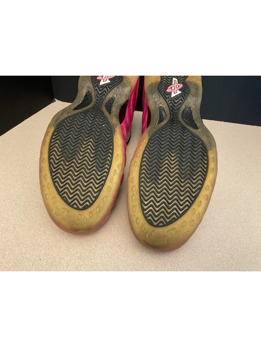 Mens Nike Air Foamposite One “Pearlized Pink” Athletic Shoes. Size 16. Awesome!
